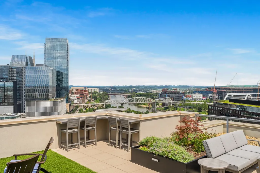 20 Rutledge Street Nashville TN 37210