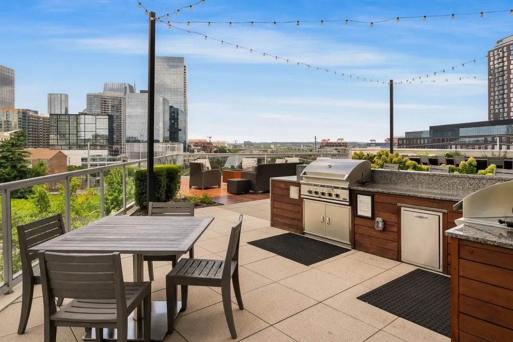 20 Rutledge Street Nashville TN 37210