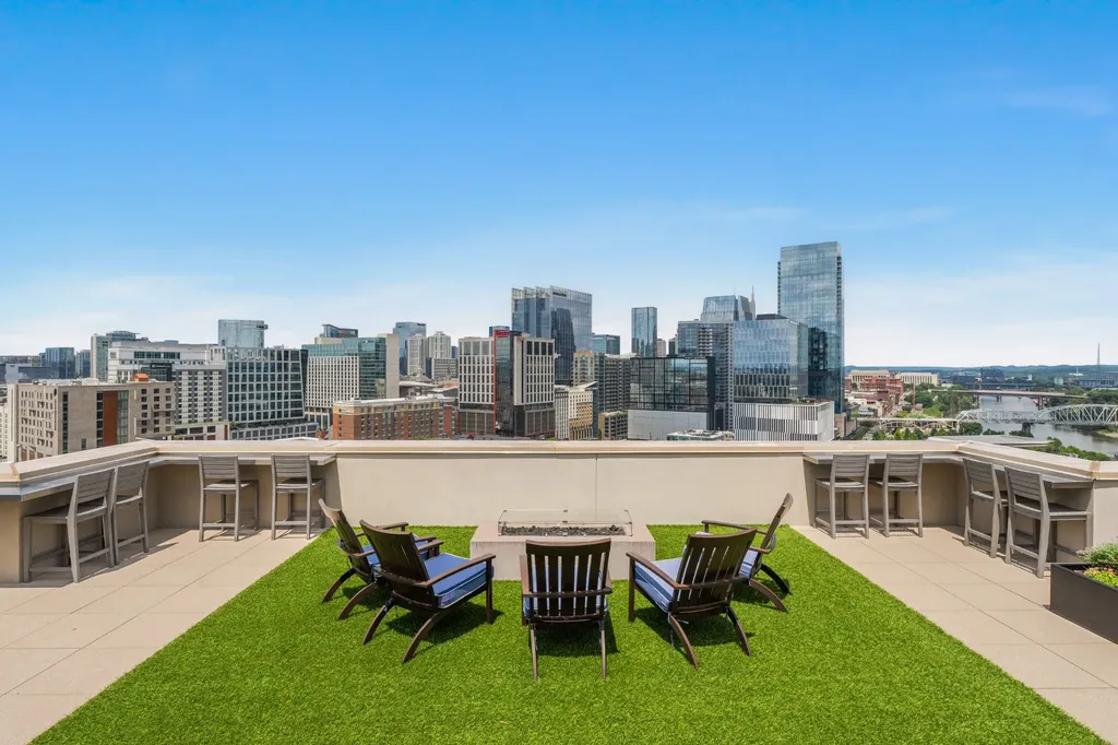 20 Rutledge Street Nashville TN 37210