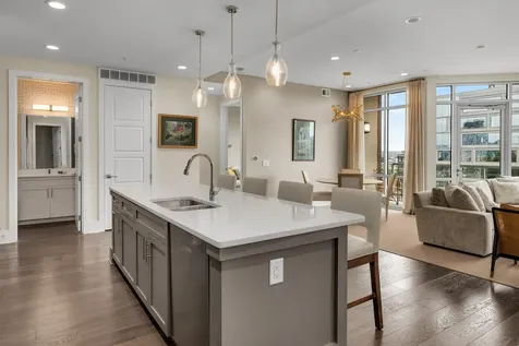 20 Rutledge Street Nashville TN 37210