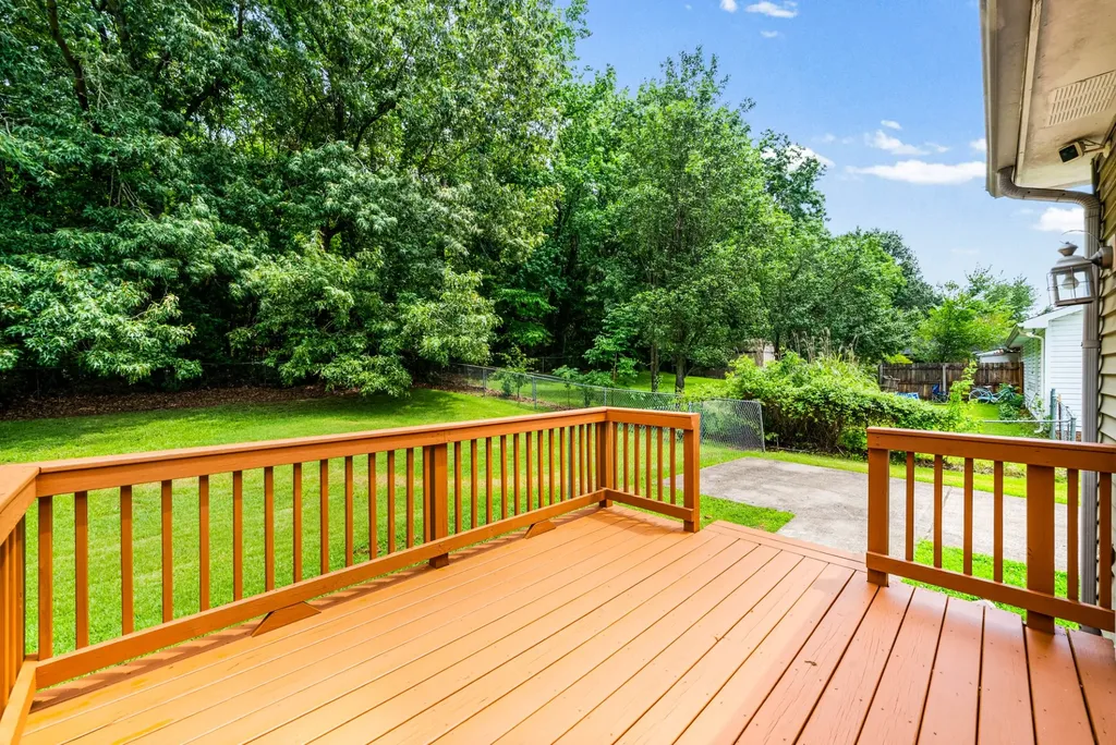 541 Donna Drive Clarksville TN 37042