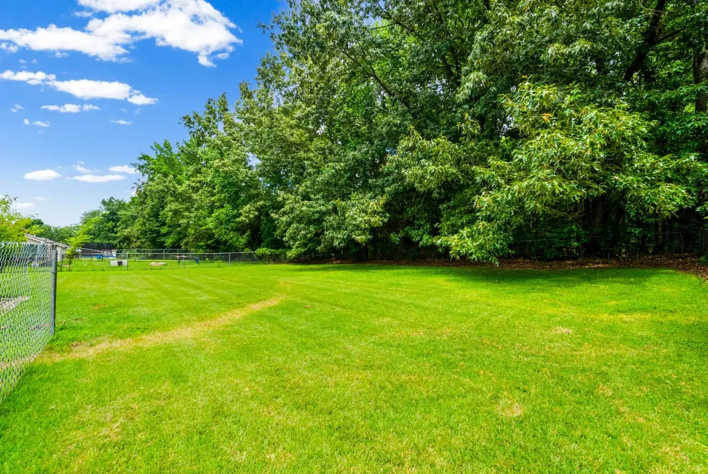 541 Donna Drive Clarksville TN 37042