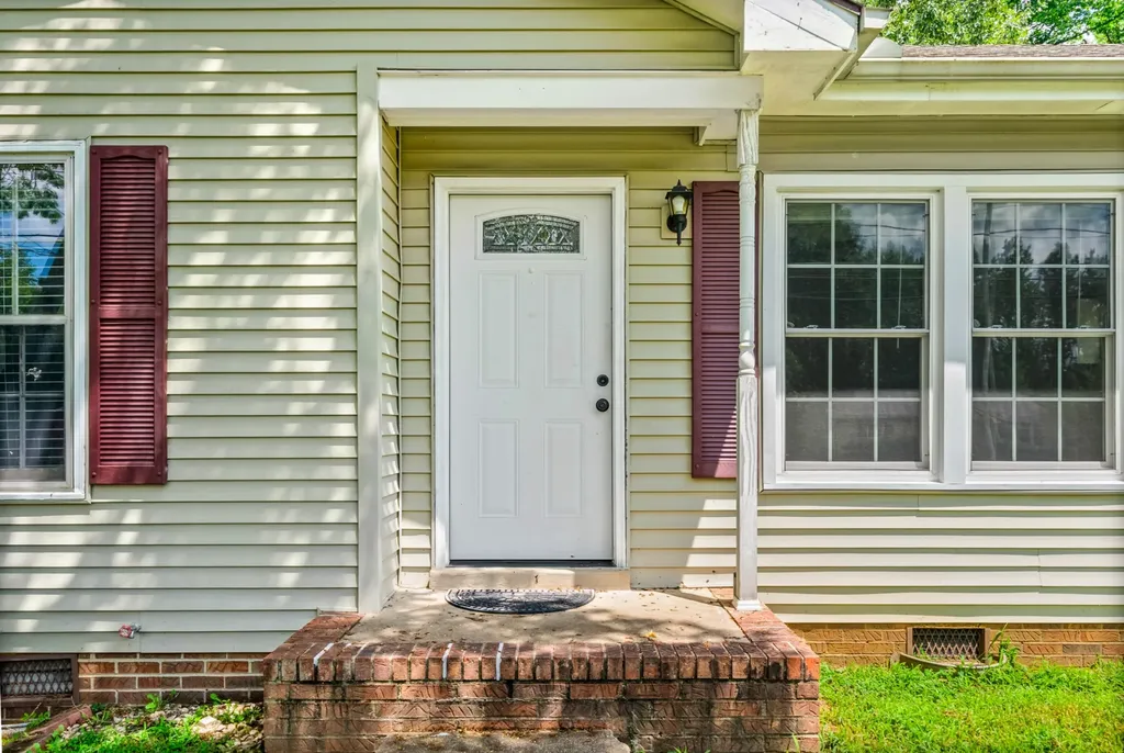 541 Donna Drive Clarksville TN 37042