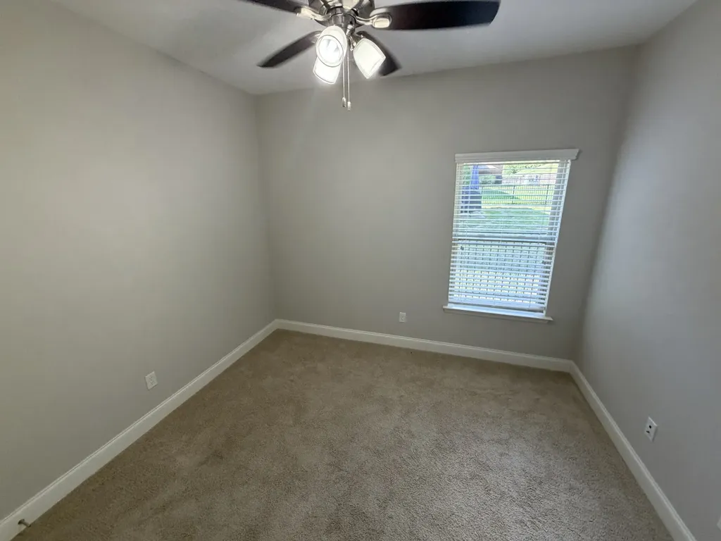 285 Black Thorn Lane Gallatin TN 37066