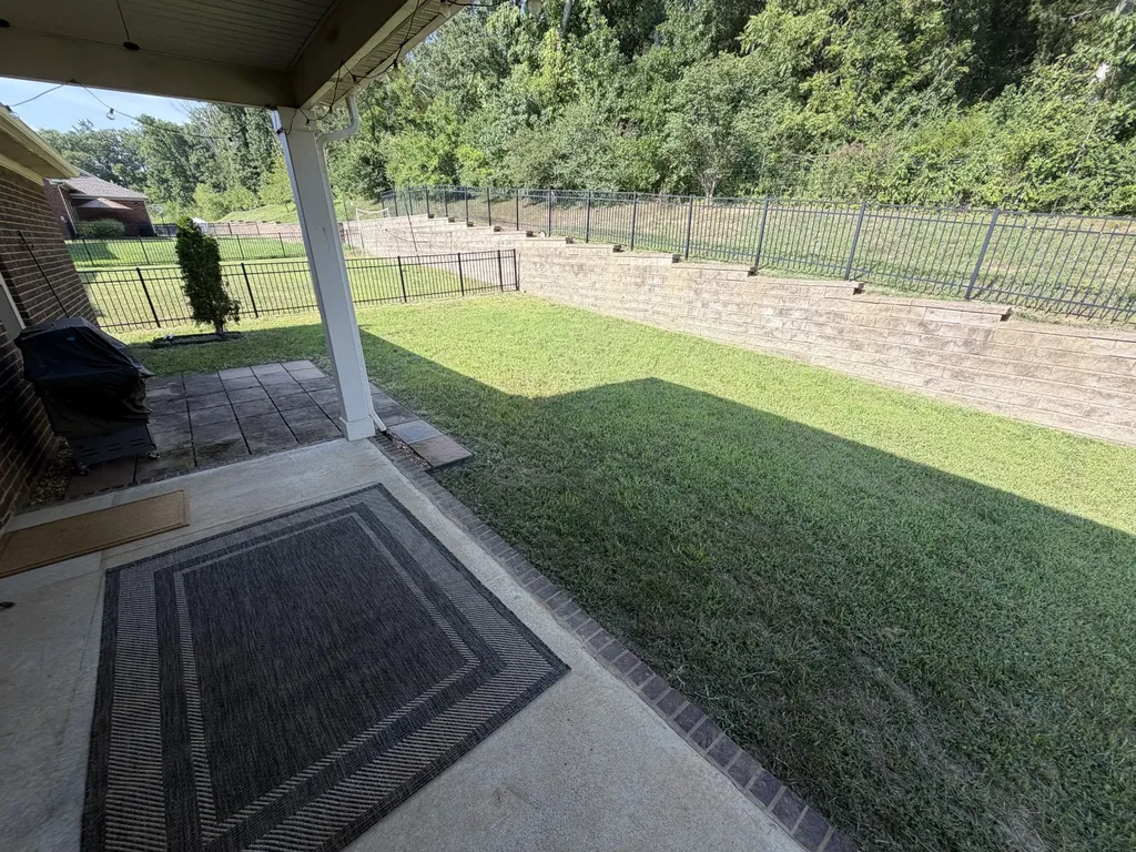 285 Black Thorn Lane Gallatin TN 37066