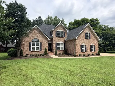 1005 Ithaca Street Murfreesboro TN 37130