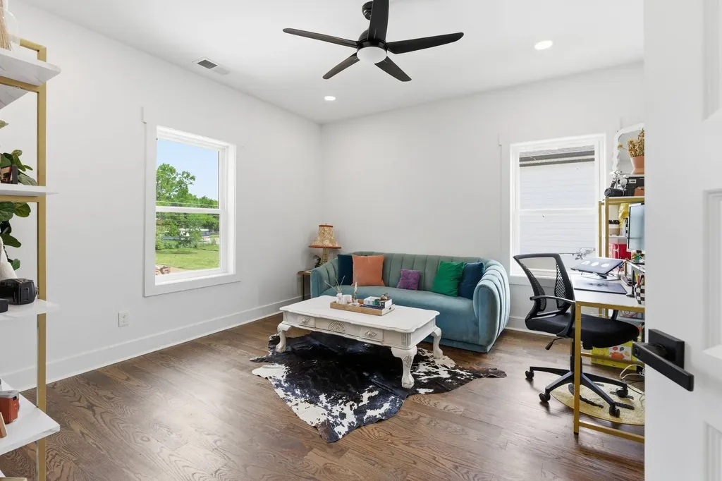 3715 Fairview Drive Nashville TN 37218