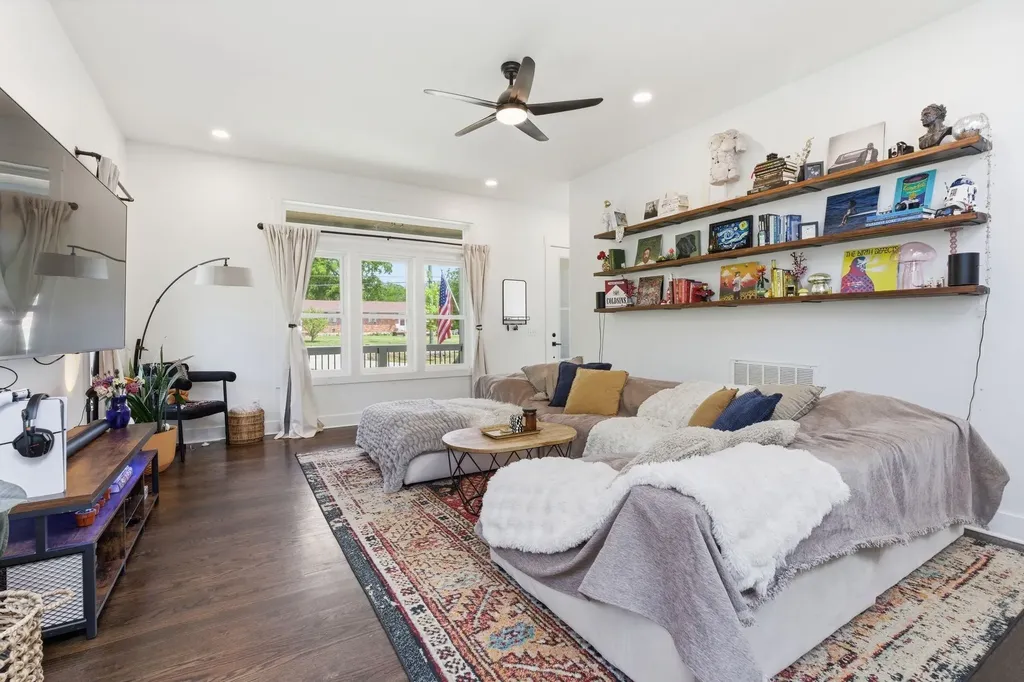 3715 Fairview Drive Nashville TN 37218