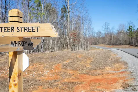 325 Whiskey Way Jasper TN 37347