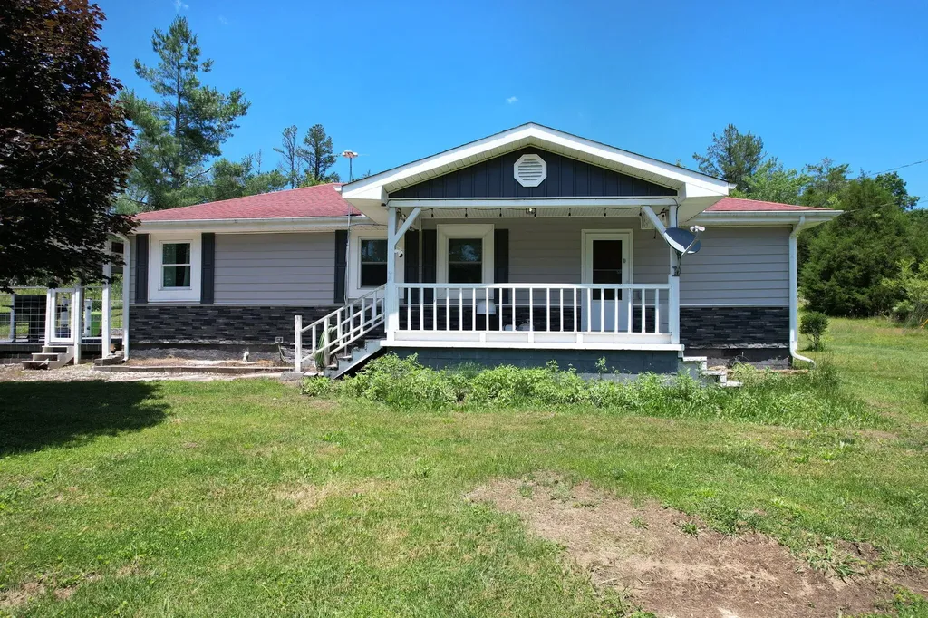 10780 Highway 68 Grandview TN 37337