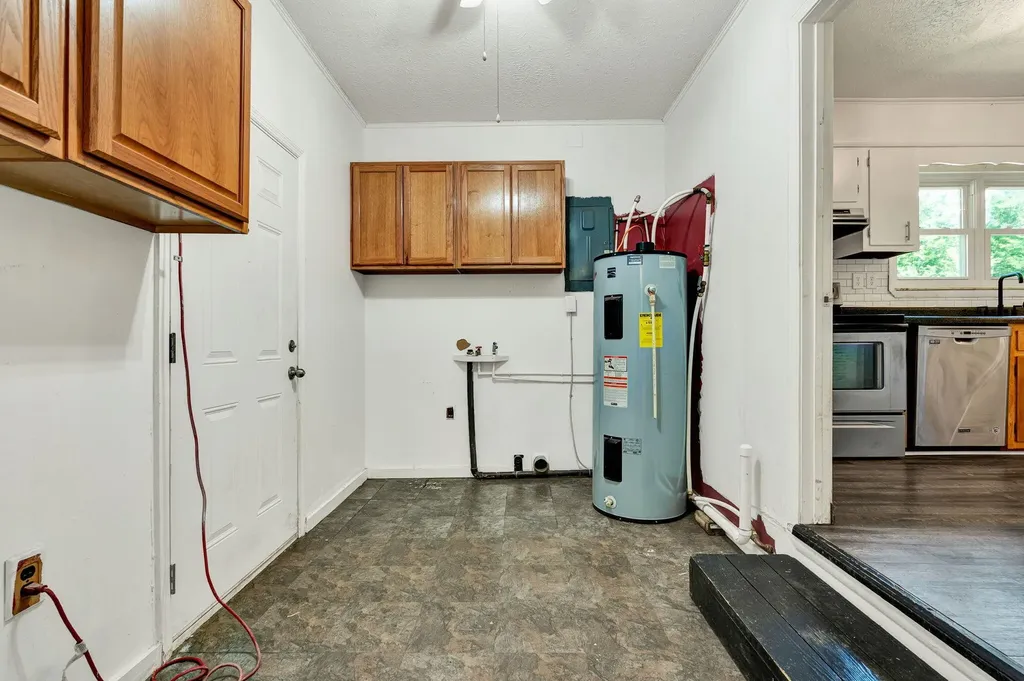 10780 Highway 68 Grandview TN 37337