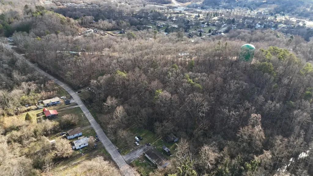 822 W Bates Street Rockwood TN 37854