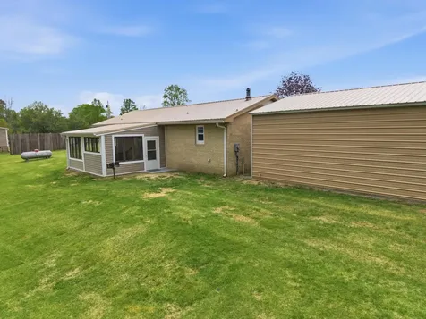 11328 Highway 150 Sequatchie TN 37374