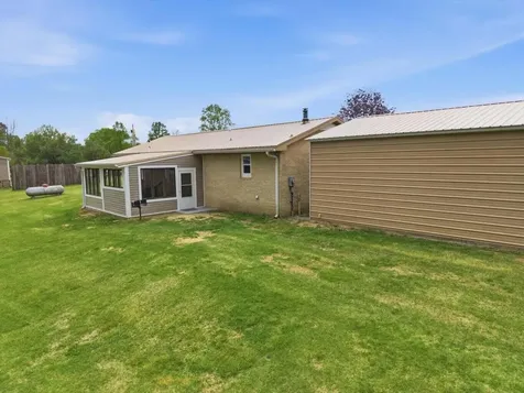 11328 Highway 150 Sequatchie TN 37374