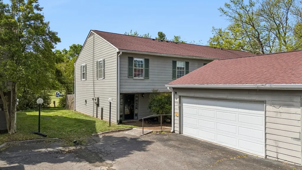 2019 Nashboro Boulevard Nashville TN 37217