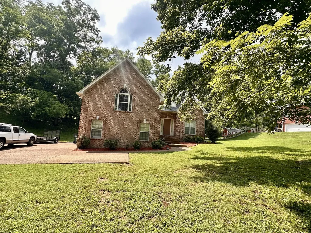 1011 Dickens Drive Mount Juliet TN 37122