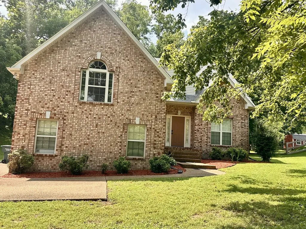 1011 Dickens Drive Mount Juliet TN 37122