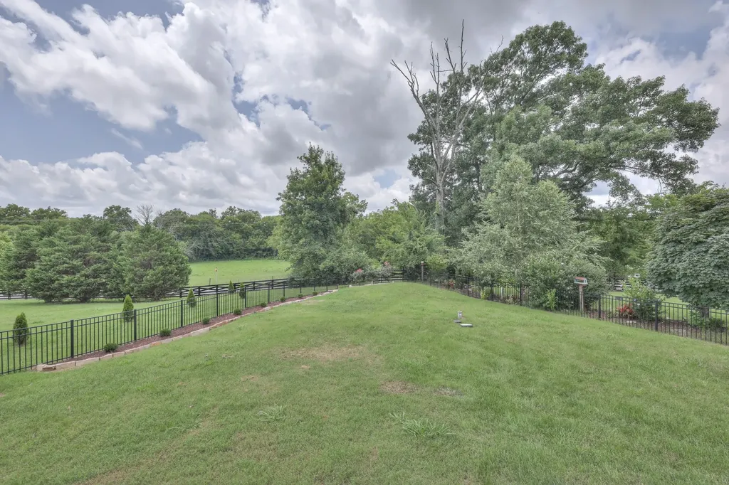 3196 Appian Way Spring Hill TN 37174