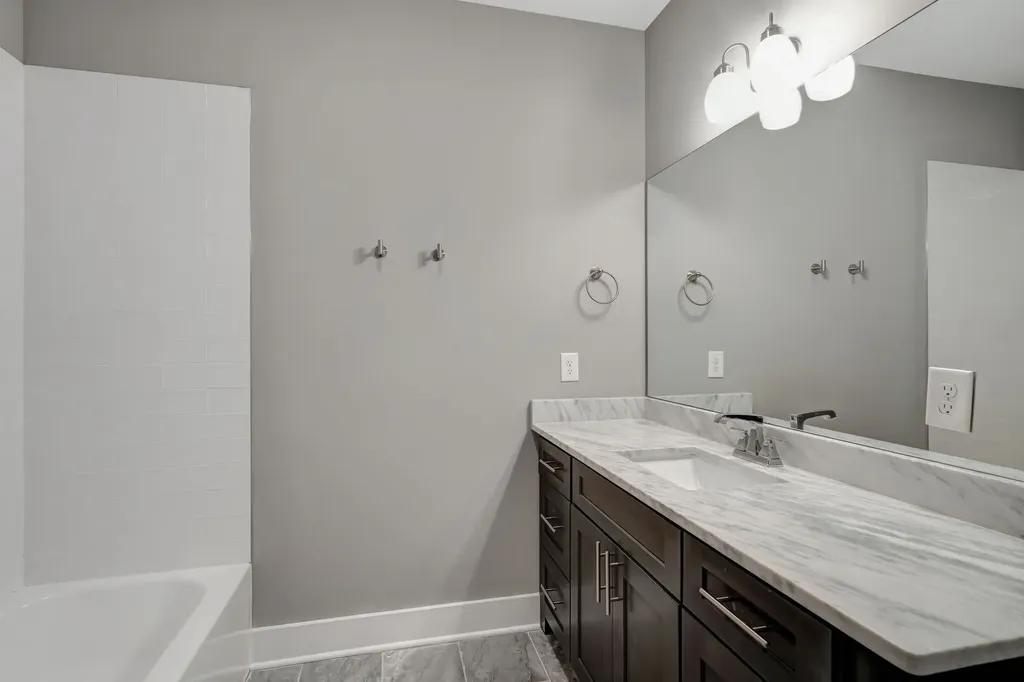 106 Lafayette Court Nashville TN 37205