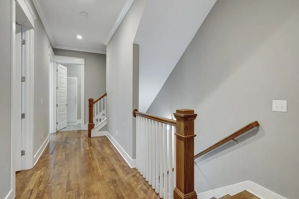 106 Lafayette Court Nashville TN 37205