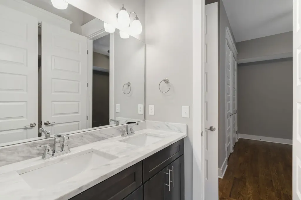 106 Lafayette Court Nashville TN 37205