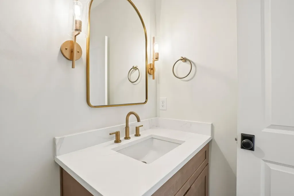 2814 Harriette Court Nashville TN 37206