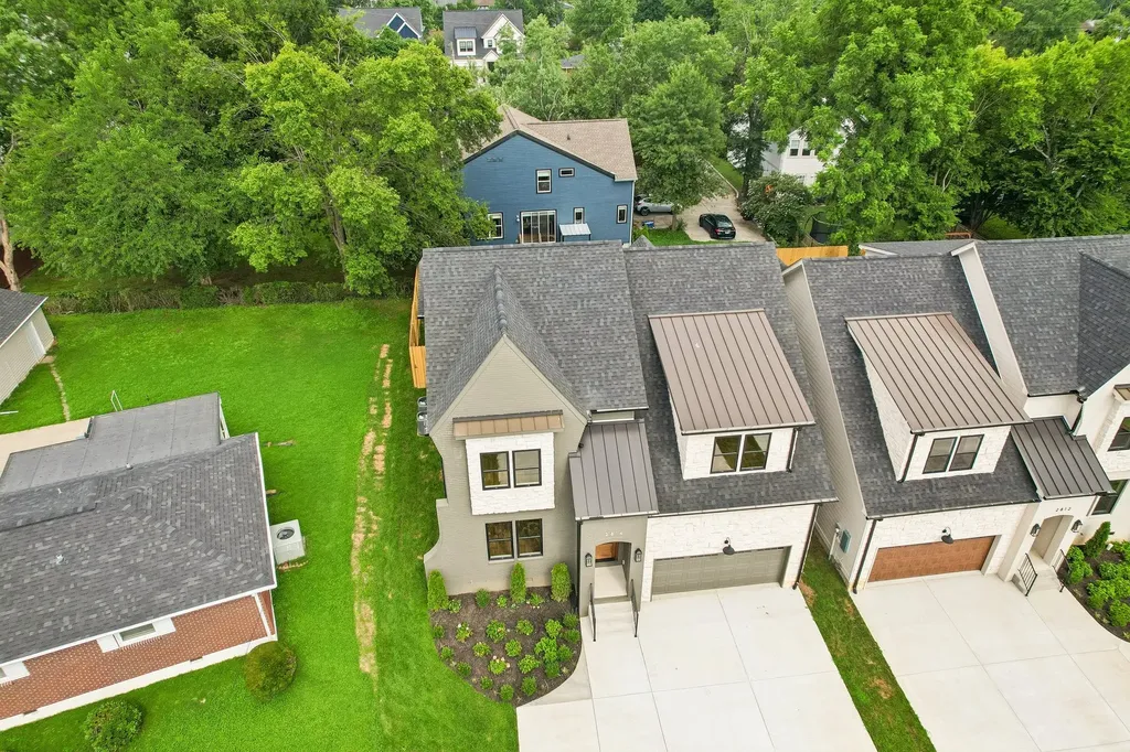 2814 Harriette Court Nashville TN 37206