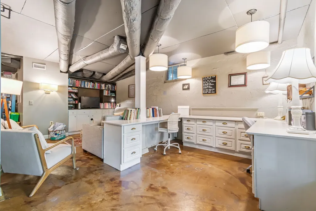 130 Spring Valley Road Nashville TN 37214