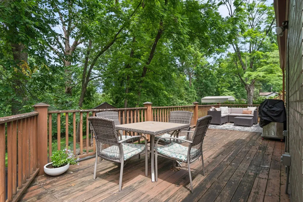 130 Spring Valley Road Nashville TN 37214