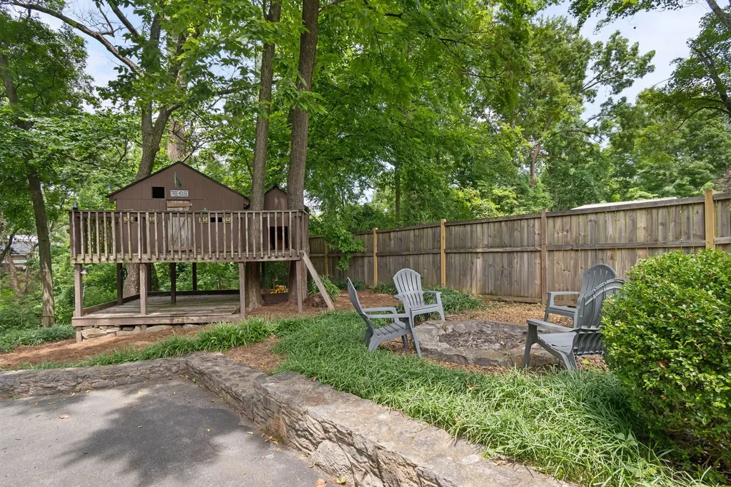 130 Spring Valley Road Nashville TN 37214