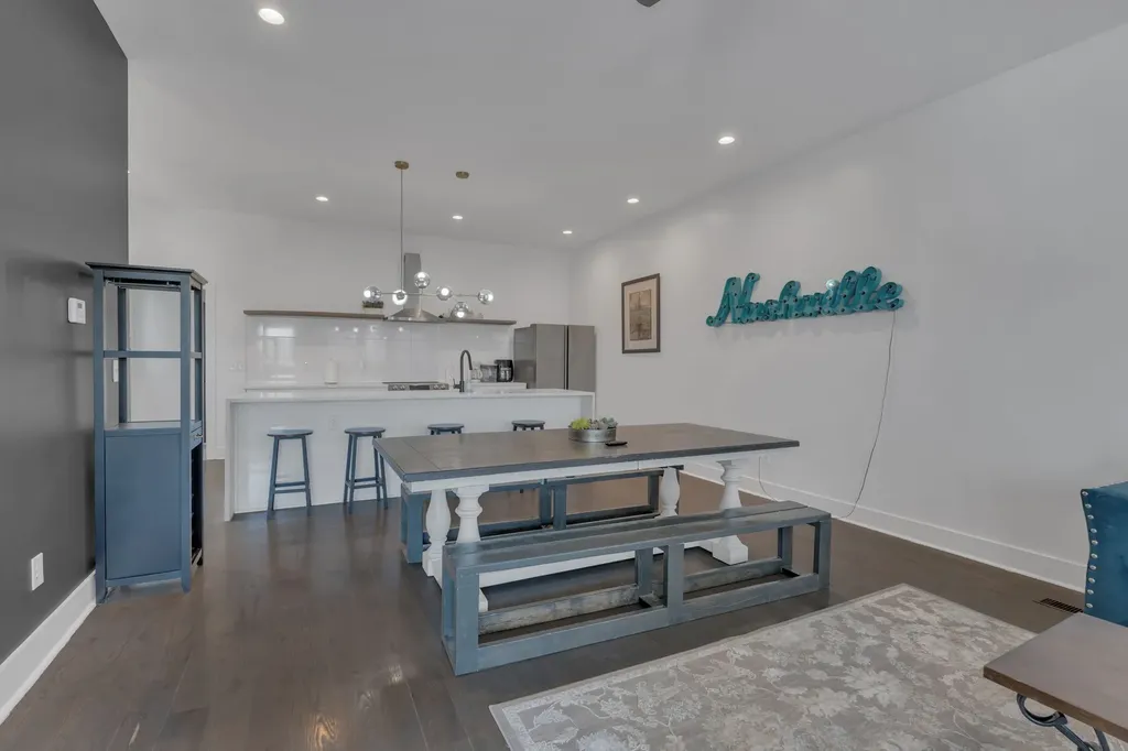 520 Weakley Avenue Nashville TN 37207