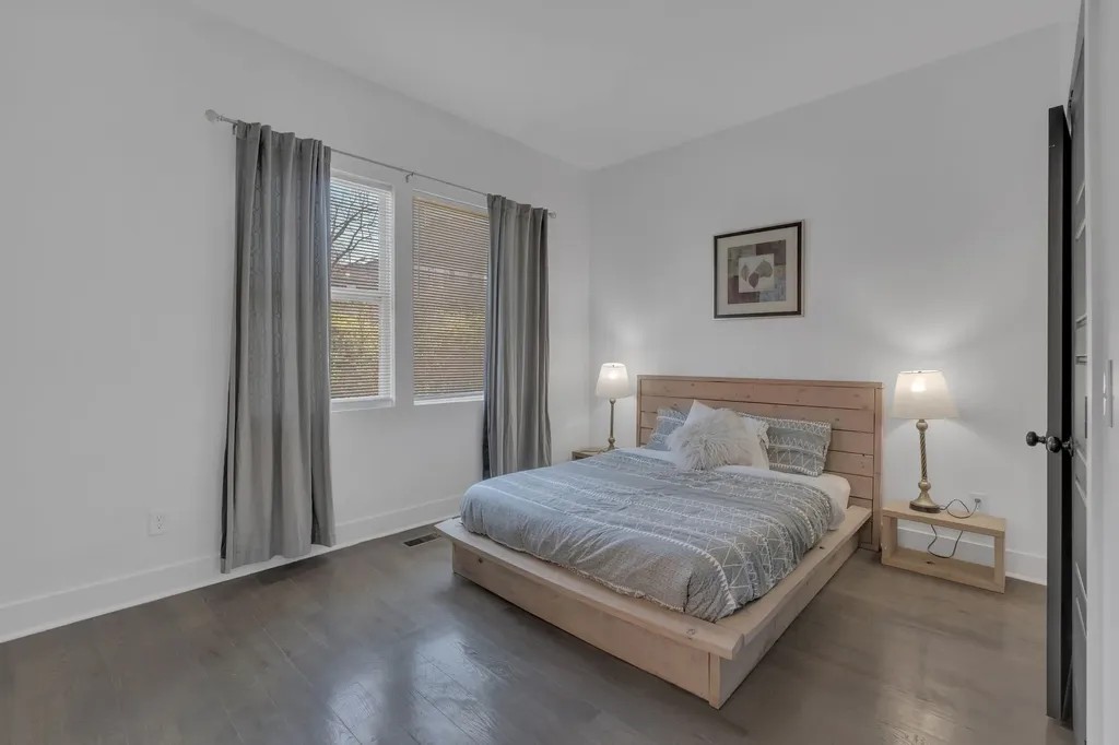 520 Weakley Avenue Nashville TN 37207