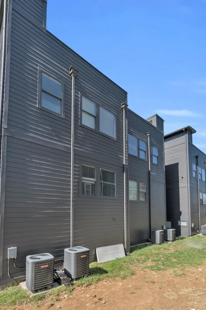 520 Weakley Avenue Nashville TN 37207