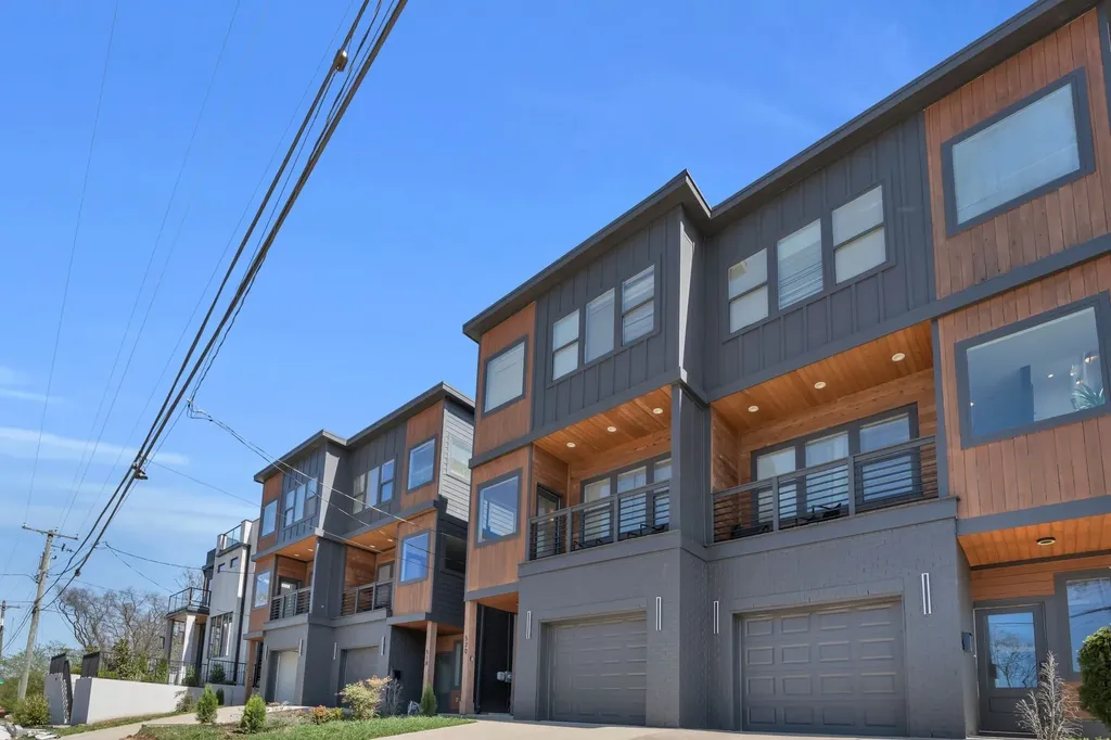 520 Weakley Avenue Nashville TN 37207