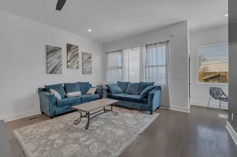 520 Weakley Avenue Nashville TN 37207