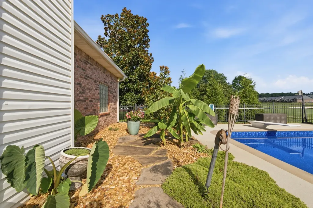 3627 Legacy Drive Springfield TN 37172