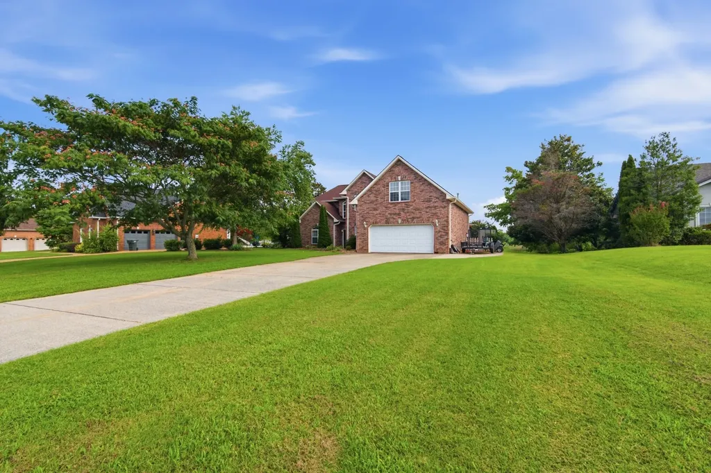 3627 Legacy Drive Springfield TN 37172