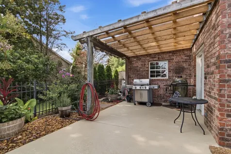 3627 Legacy Drive Springfield TN 37172