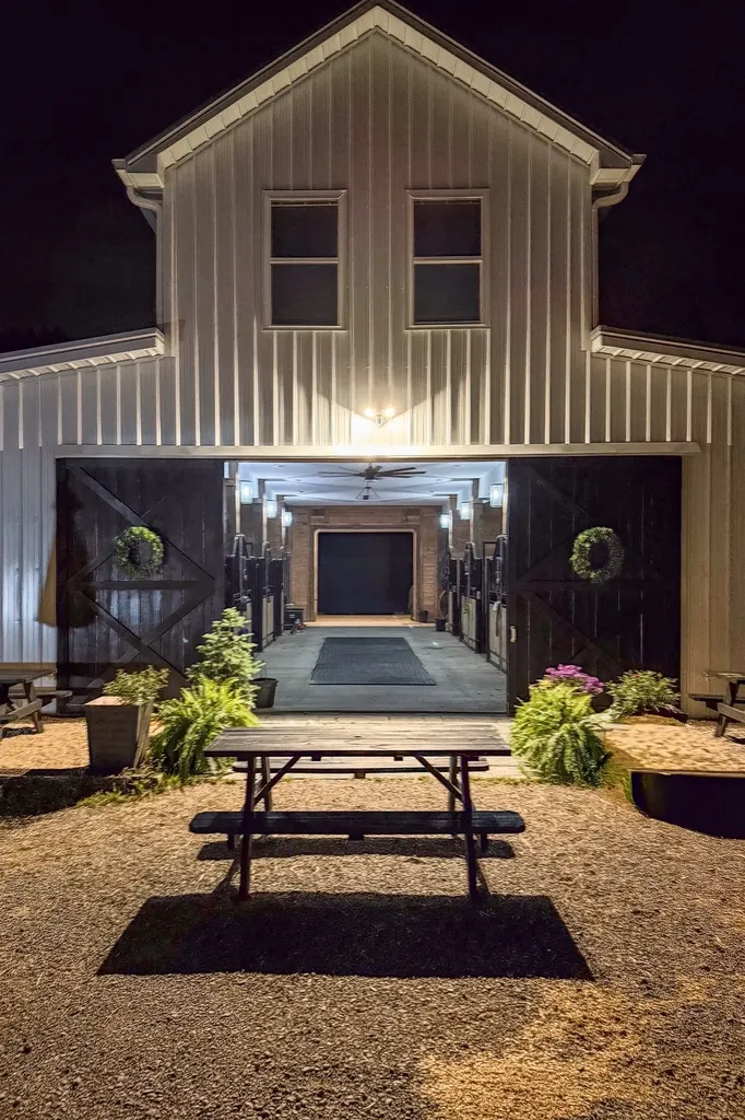 1838 Rock Springs Road Columbia TN 38401
