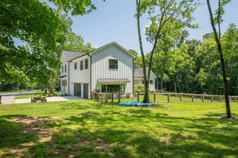 1838 Rock Springs Road Columbia TN 38401