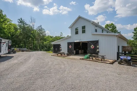 1838 Rock Springs Road Columbia TN 38401