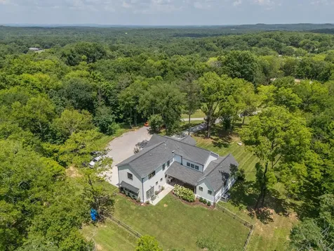 1838 Rock Springs Road Columbia TN 38401