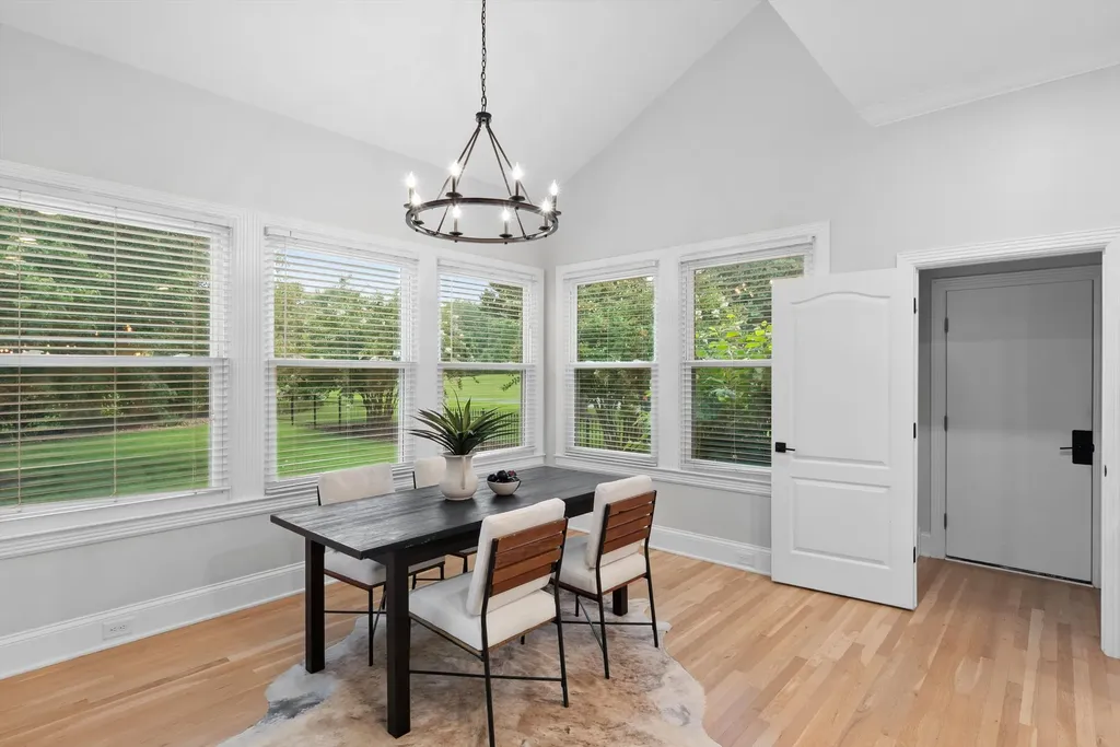 2245 Oakleaf Drive Franklin TN 37064