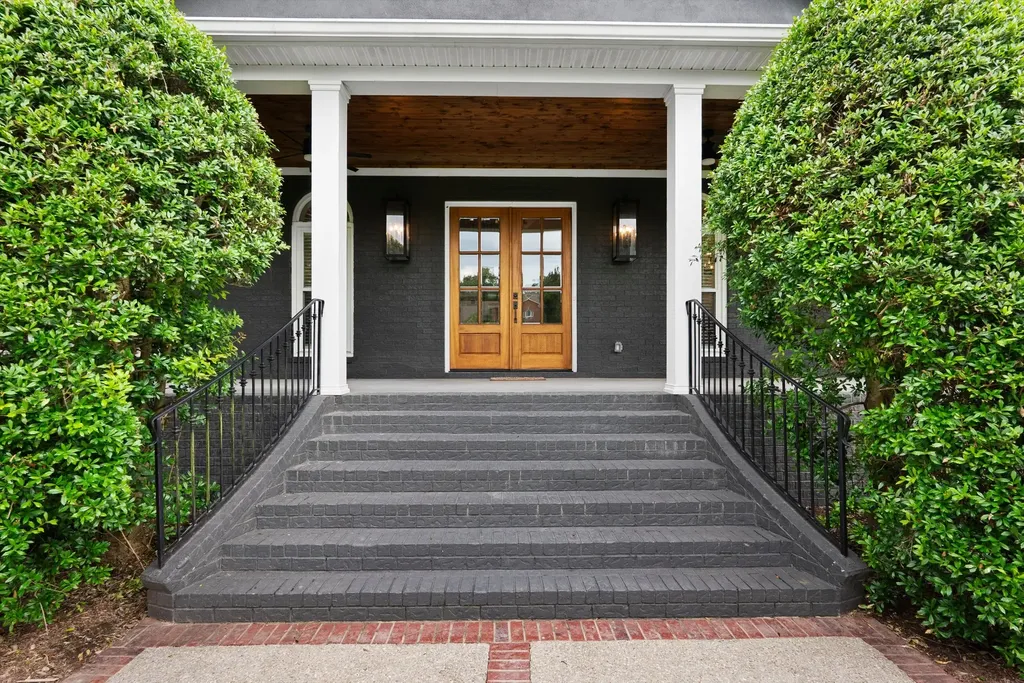 2245 Oakleaf Drive Franklin TN 37064