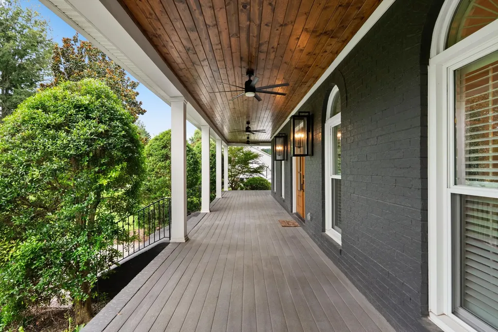 2245 Oakleaf Drive Franklin TN 37064