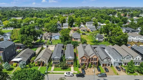 1821B 14th Ave, N Nashville TN 37208