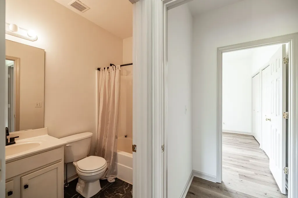 8217 Coley Davis Road Nashville TN 37221
