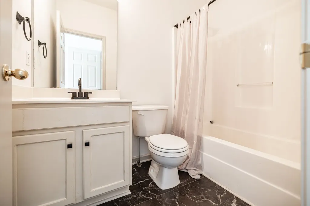 8217 Coley Davis Road Nashville TN 37221