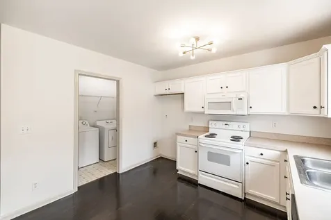 8217 Coley Davis Road Nashville TN 37221