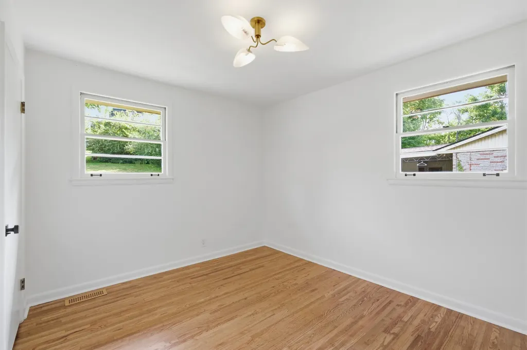 715 Newhall Drive Nashville TN 37206